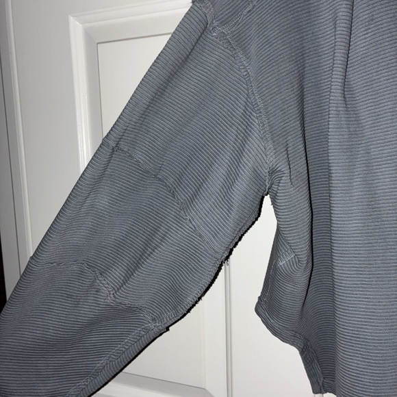 Women's Gray Ribbed Top - Picture 6 of 12